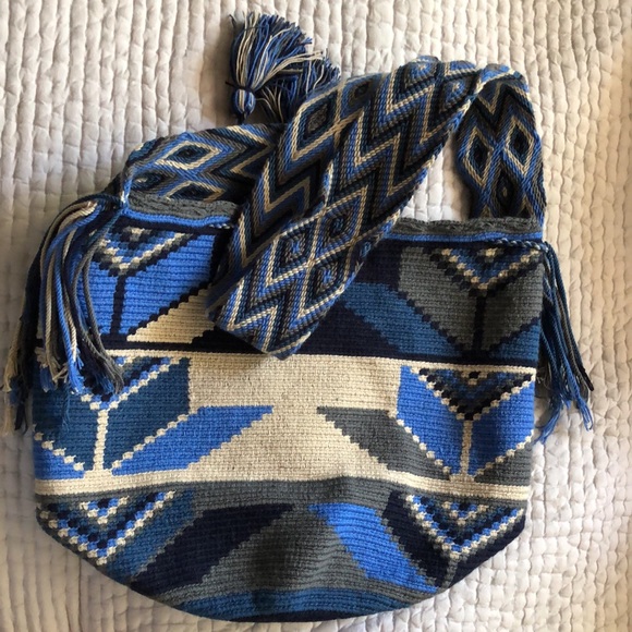 Hand Woven Cotton Crossbody Drawstring Bag - Picture 3 of 8